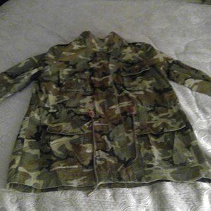 Womens Large Love Tree Fatigue Print lightweight jacket 100% cotton